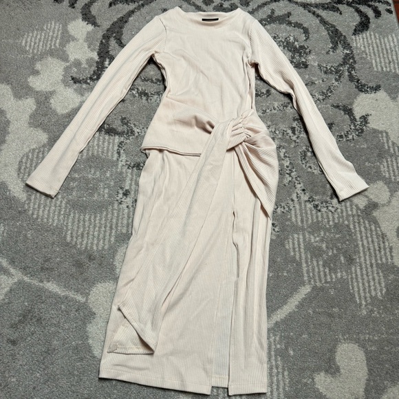 VICI Oatmeal Cream Ribbed Long Sleeve Maxi Slit Tie Waist T-shirt Dress - Picture 1 of 7